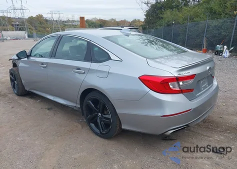 2018 Honda Accord Sport z USA, uszkodzony, nr VIN 1HGCV1F33JA237858